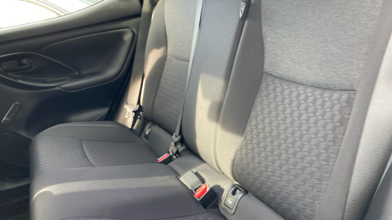Toyota Yaris 1.5 Hybrid Icon 5dr CVT Hybrid Hatchback